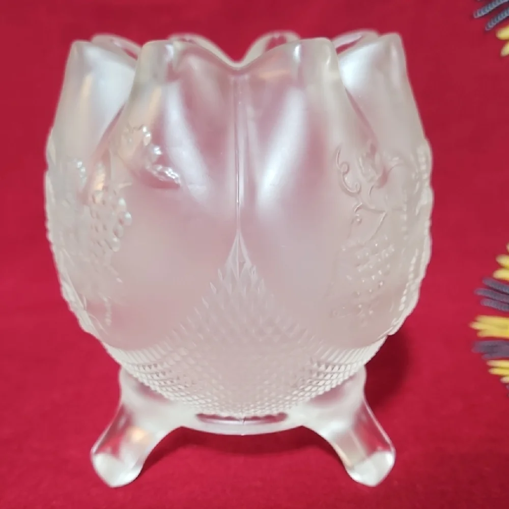 Vintage Fenton Glass Crystal Velvet Grape Rose Bowl Vase Three Toed/Footed